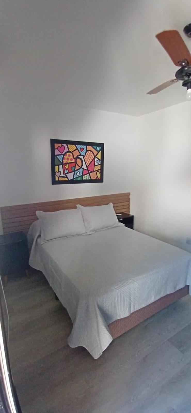 Apartamento Apto Proximo A 120 Mts Rio Vermelho - 3 Quartos 8 *